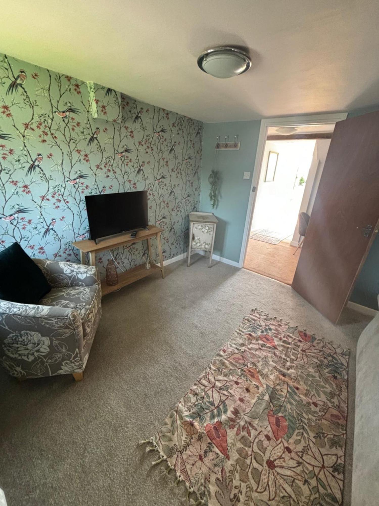 The Olive Tree Bistro Hotell Fakenham Exteriör bild