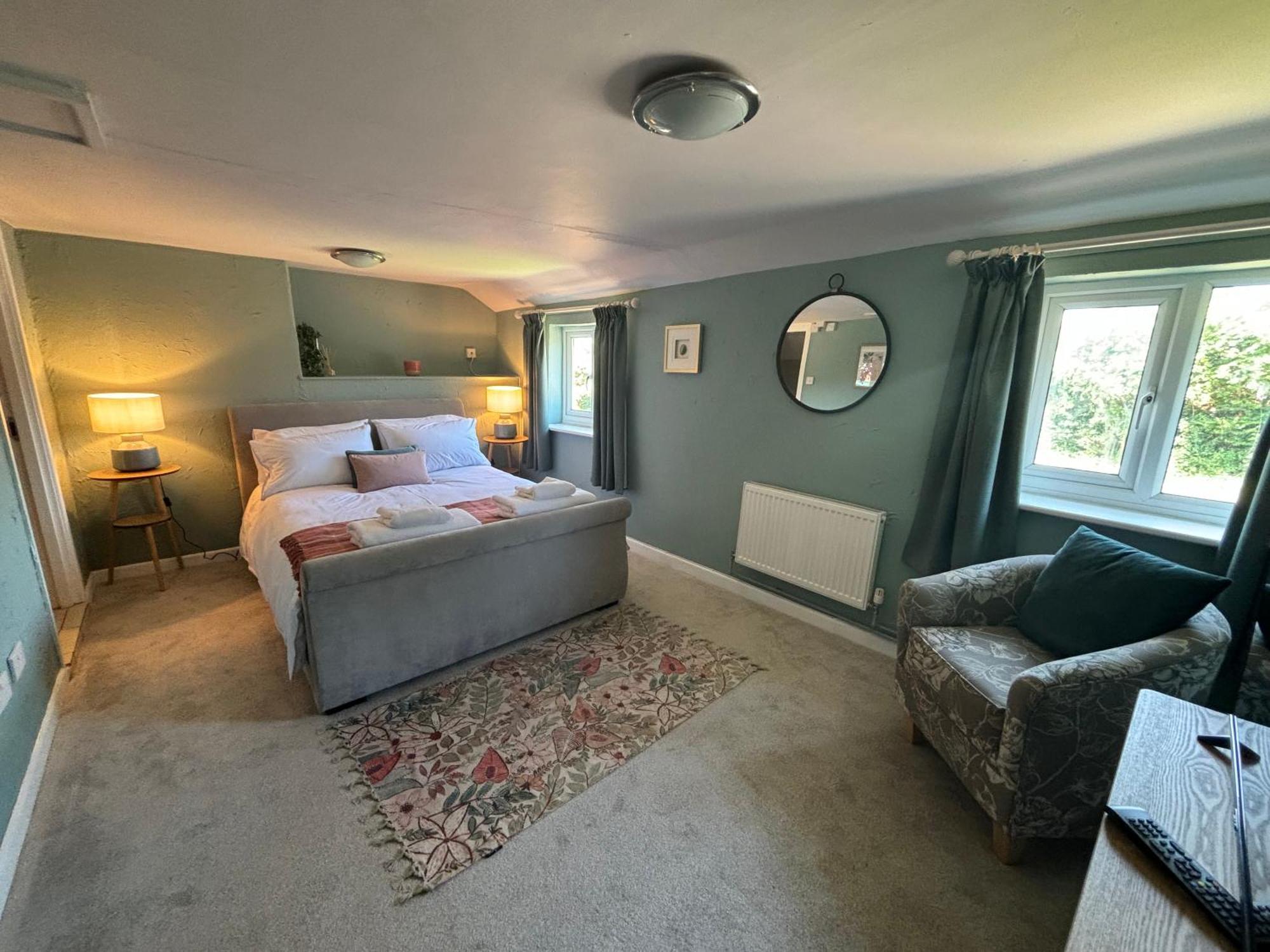 The Olive Tree Bistro Hotell Fakenham Exteriör bild